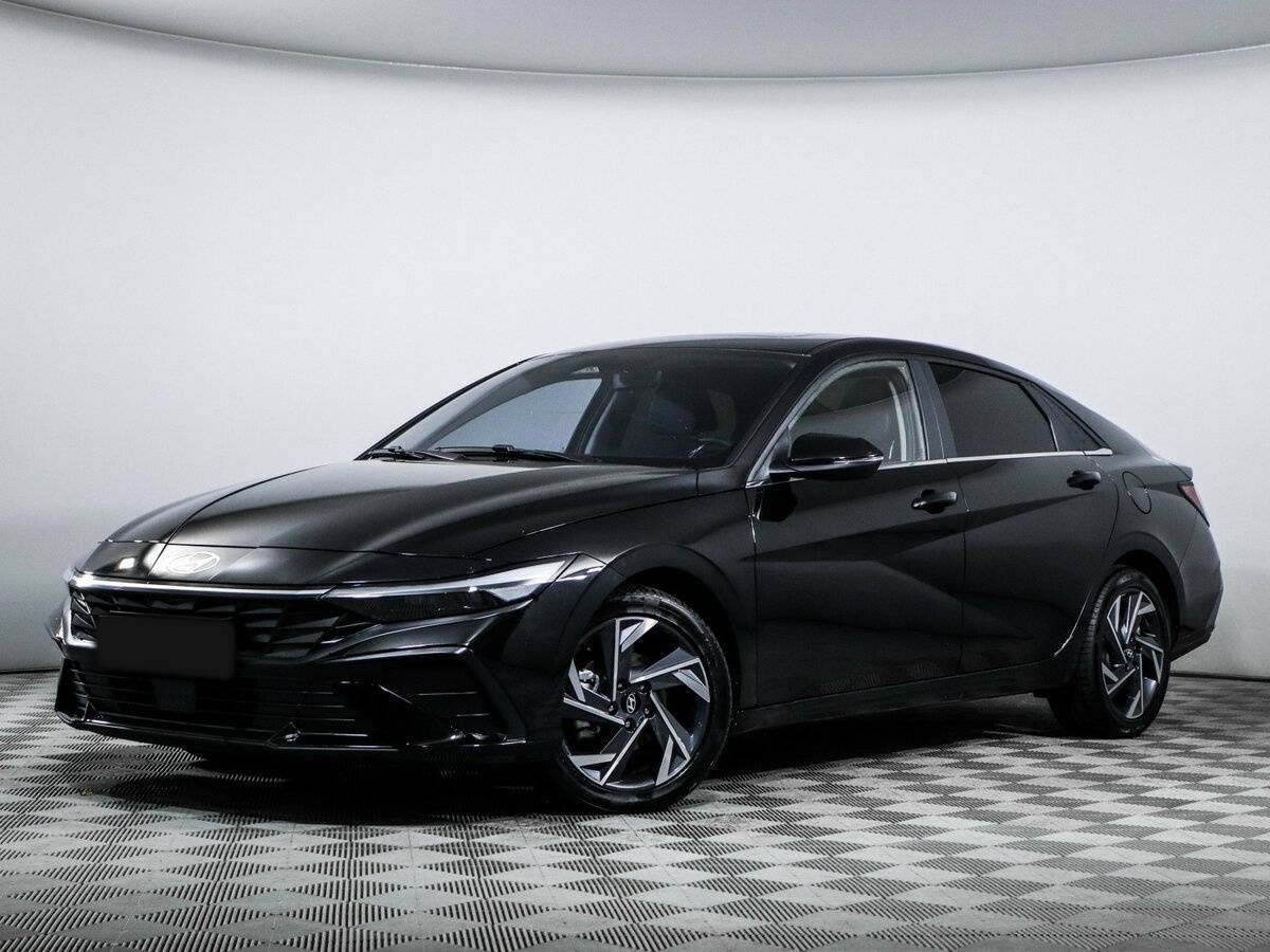 Купить Hyundai Elantra, 2024, 11 500 км.. Посмотреть фото
