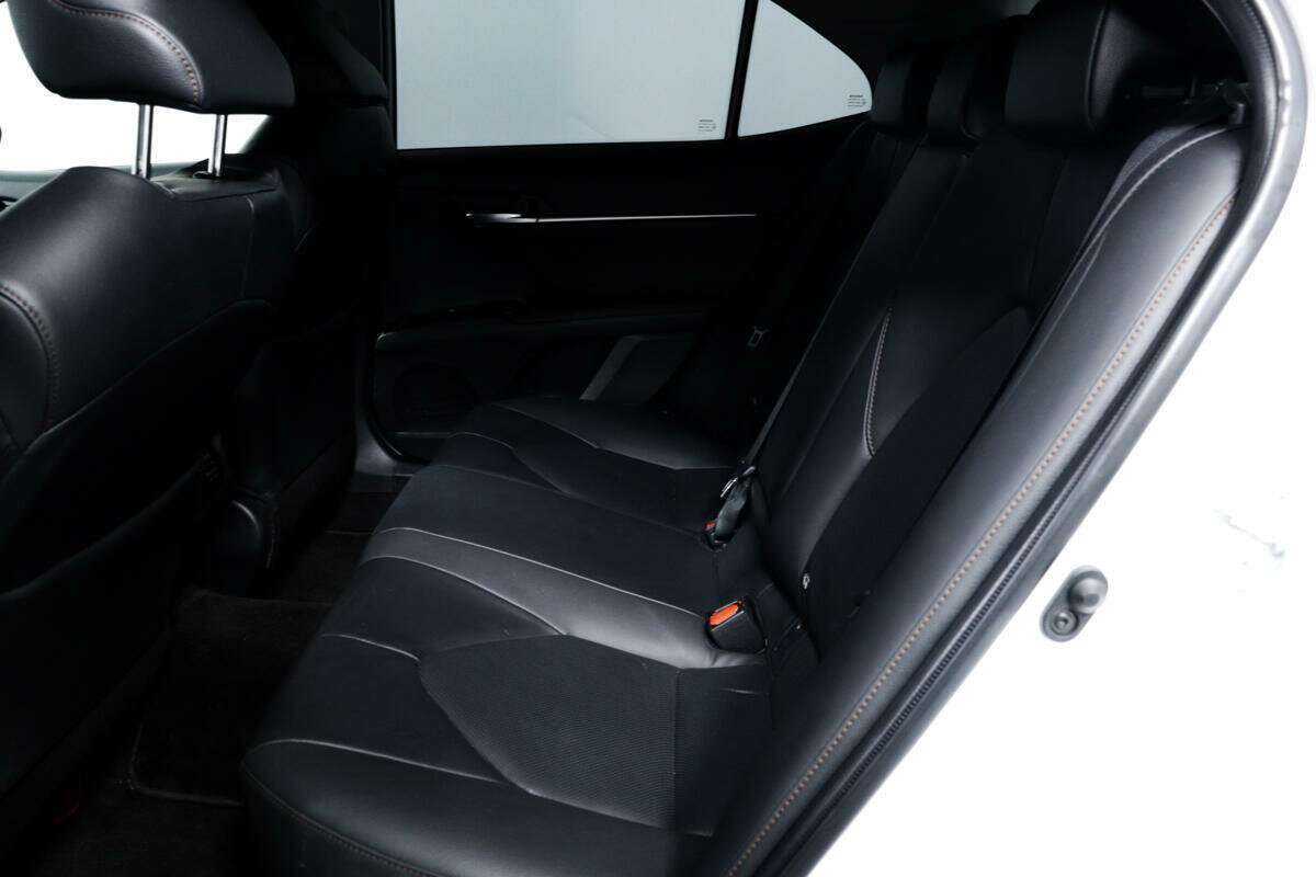 Купить Toyota Camry, 2019, 59 812 км.. Фото: #11