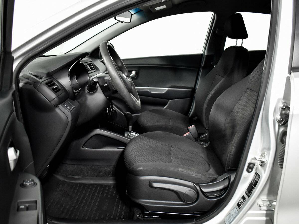 Купить Kia Rio, 2012, 165 601 км.. Фото: #9