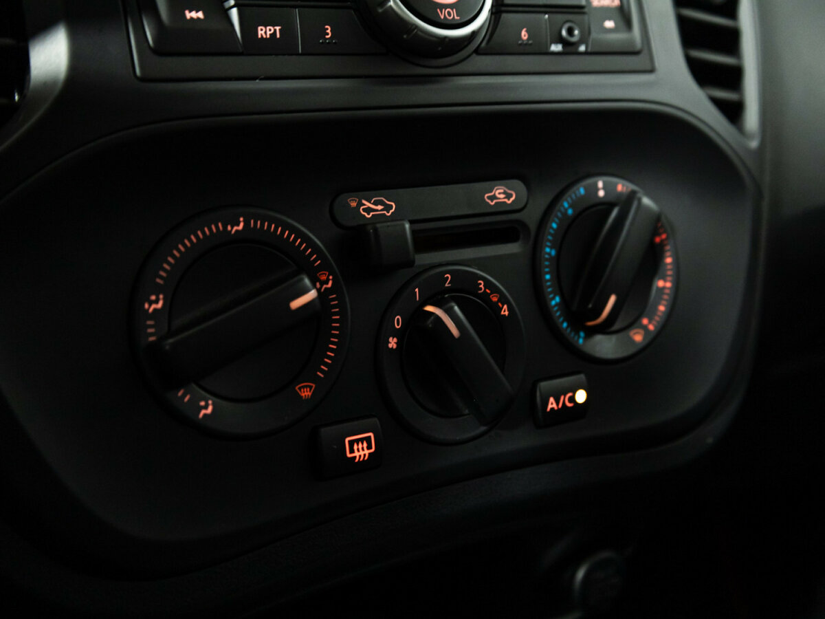 Купить Nissan Juke, 2014, 47 605 км.. Фото: #12