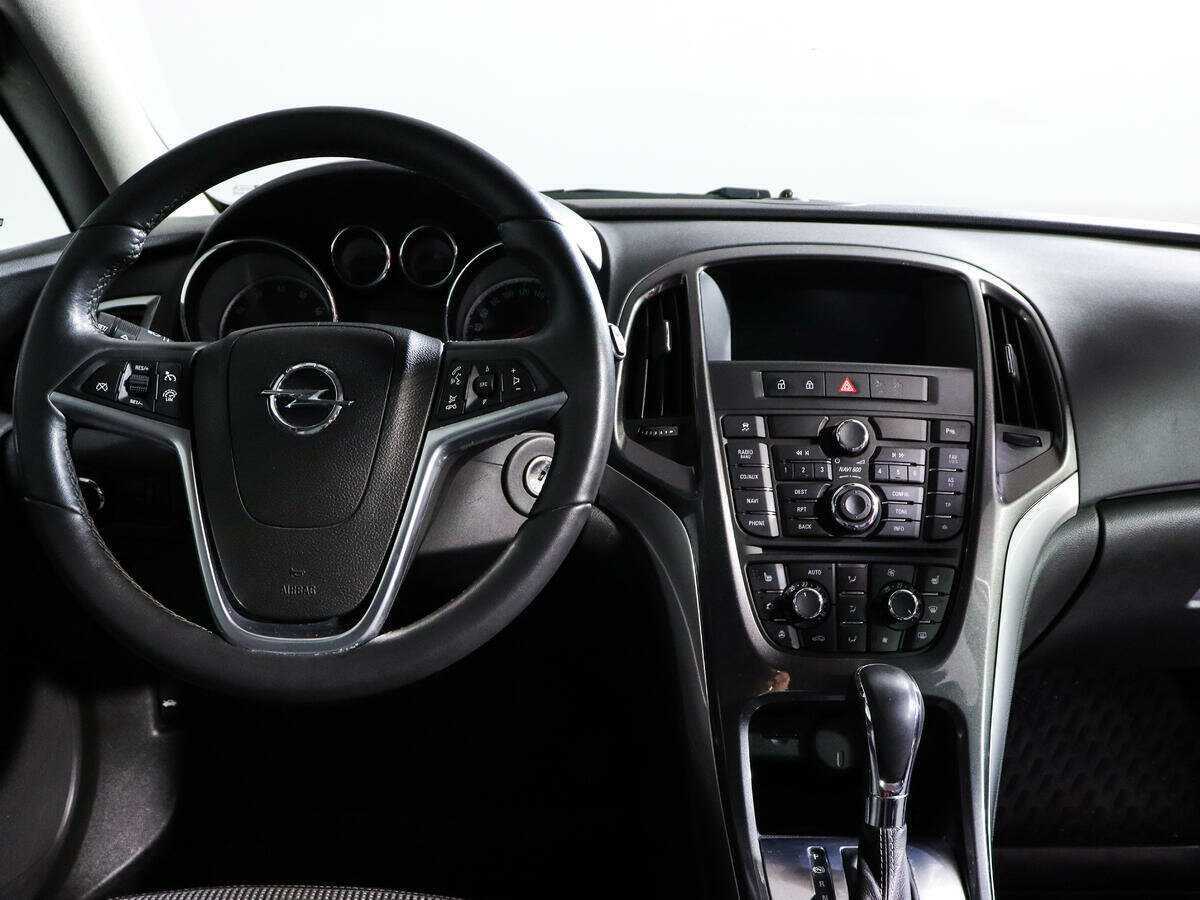 Купить Opel Astra, 2012, 86 297 км.. Фото: #9