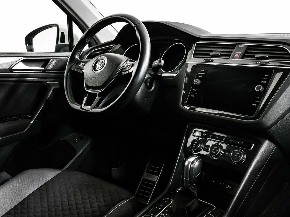 Купить Volkswagen Tiguan, 2018, 80 205 км.. Фото: #8