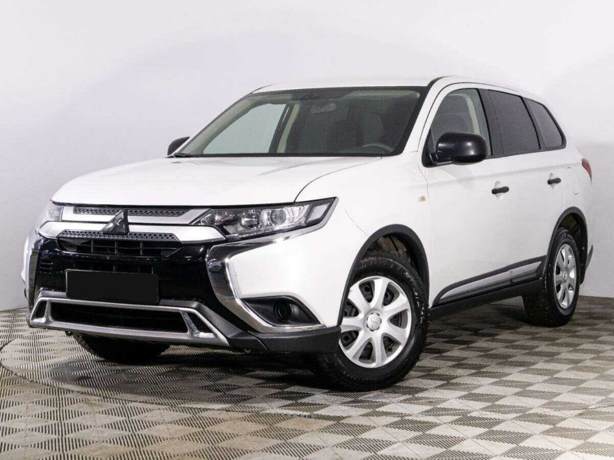 Купить Mitsubishi Outlander, 2019, 60 290 км.. Посмотреть фото
