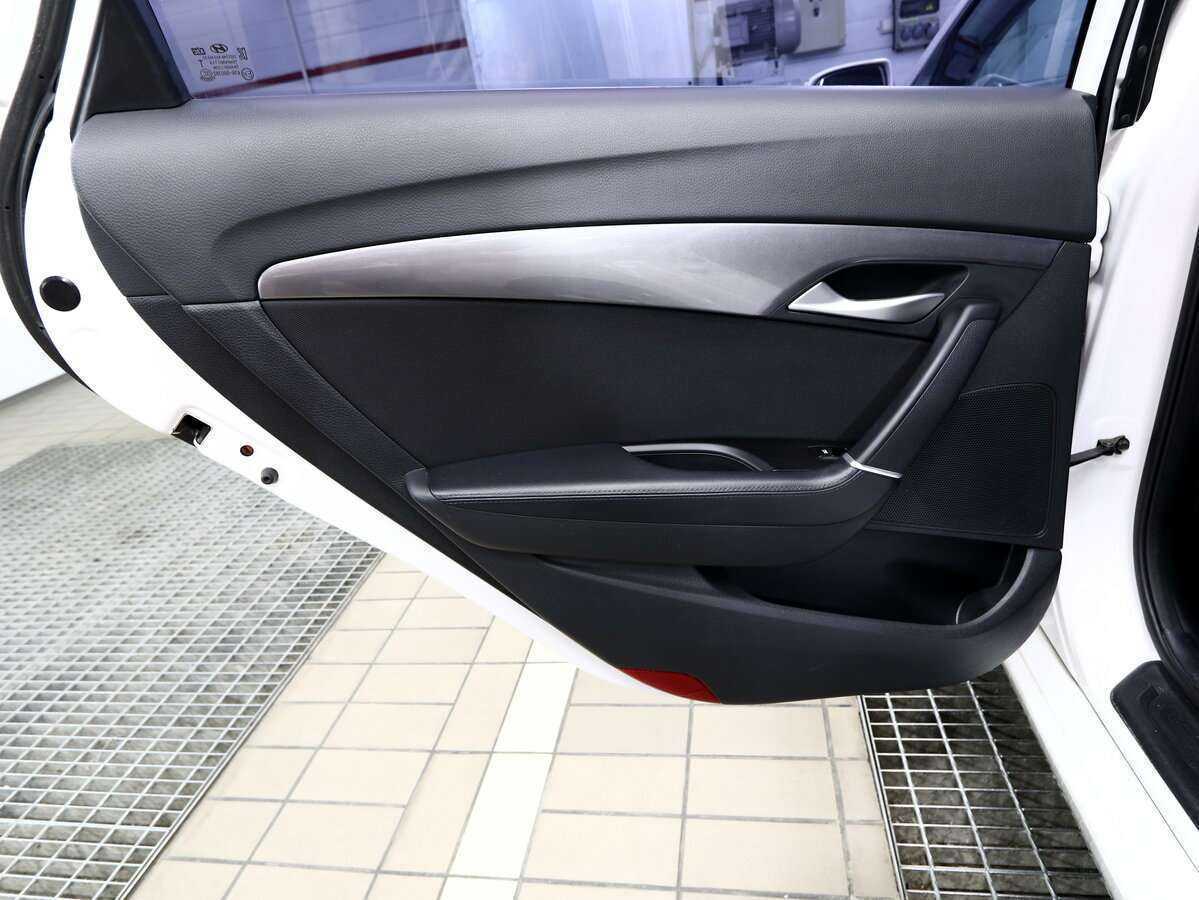 Купить Hyundai i40, 2014, 111 000 км.. Фото: #10