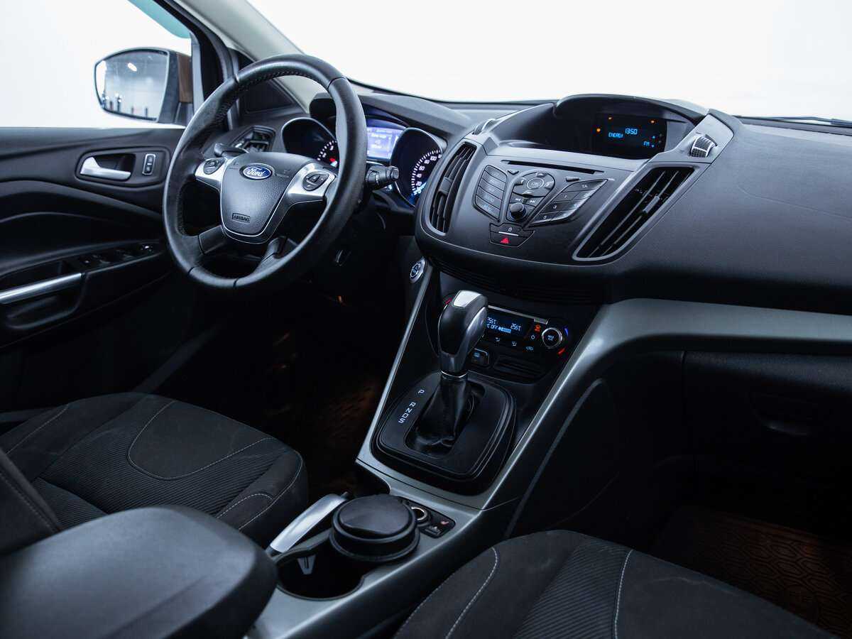 Купить Ford Kuga, 2013, 97 474 км.. Фото: #9