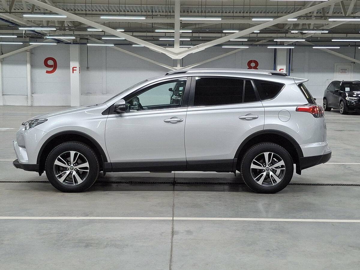 Купить Toyota RAV4, 2019, 114 654 км.. Фото: #7