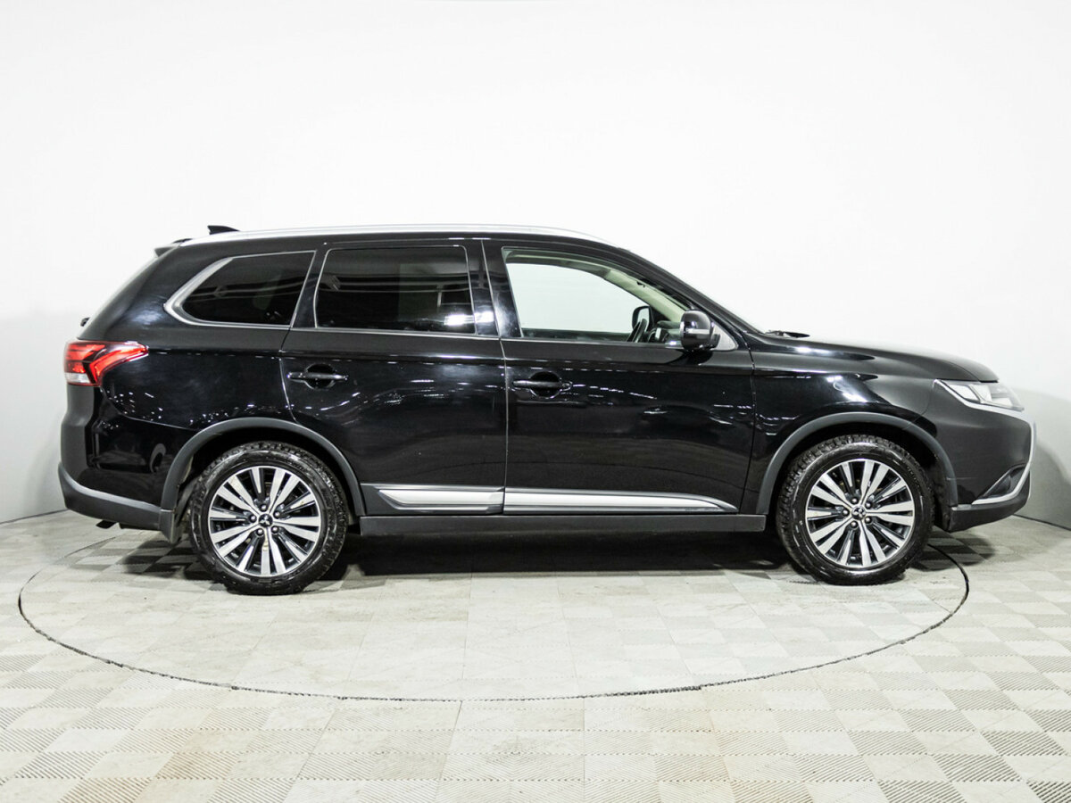 Купить Mitsubishi Outlander, 2018, 148 747 км.. Фото: #3