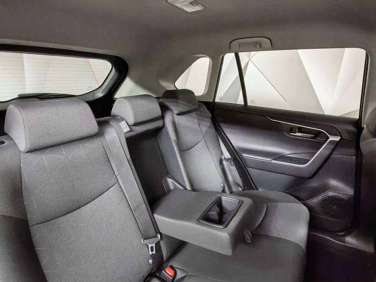 Купить Toyota RAV4, 2020, 50 251 км.. Фото: #12