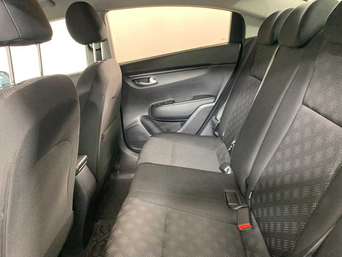 Купить Kia Rio, 2018, 109 083 км.. Фото: #18