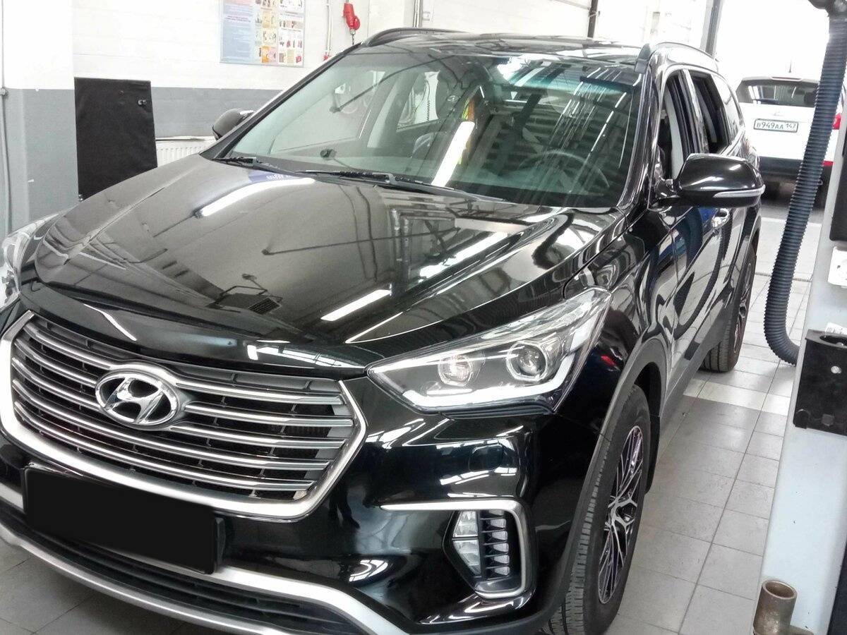 Купить Hyundai Santa Fe, 2018, 185 166 км.. Посмотреть фото