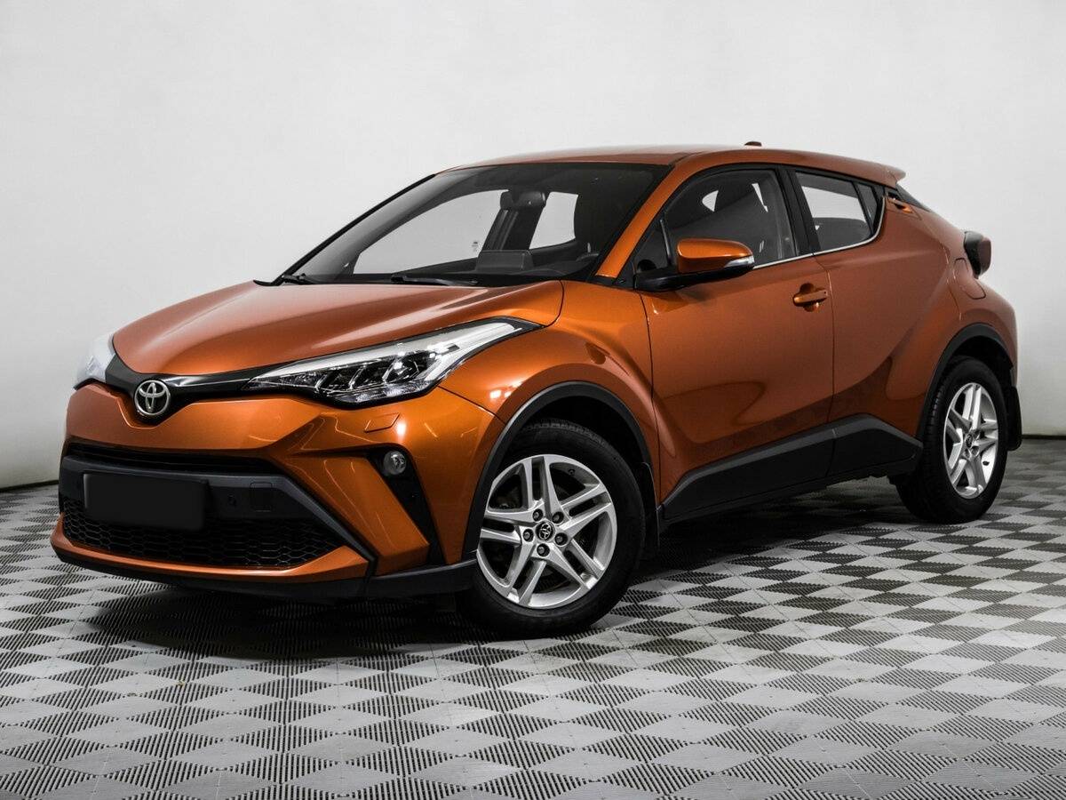 Купить Toyota C-HR, 2019, 149 500 км.. Посмотреть фото