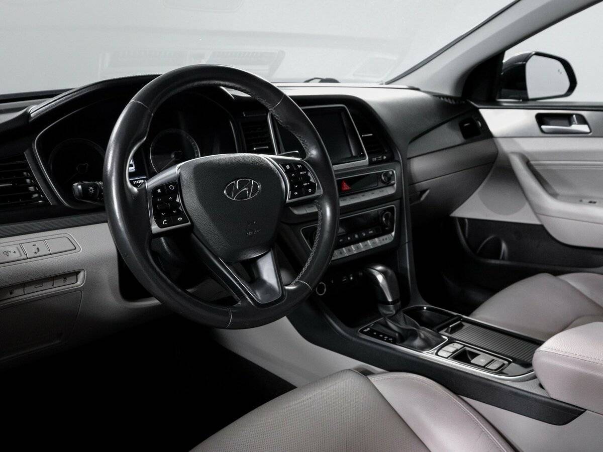 Купить Hyundai Sonata, 2017, 111 248 км.. Фото: #13