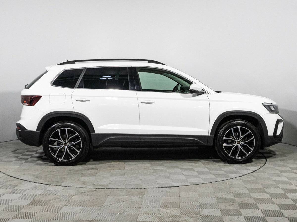 Купить Volkswagen Taos, 2021, 26 479 км.. Фото: #3