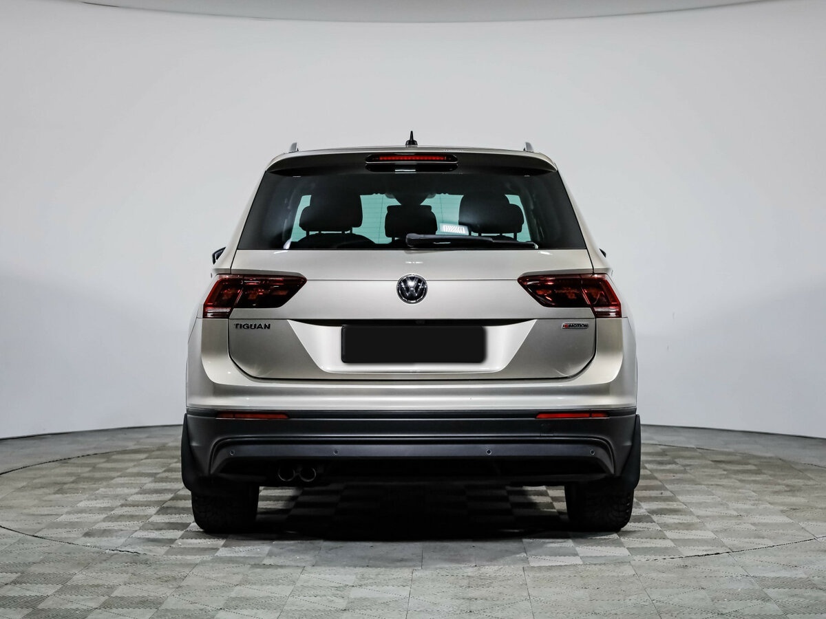 Купить Volkswagen Tiguan, 2020, 106 011 км.. Фото: #5