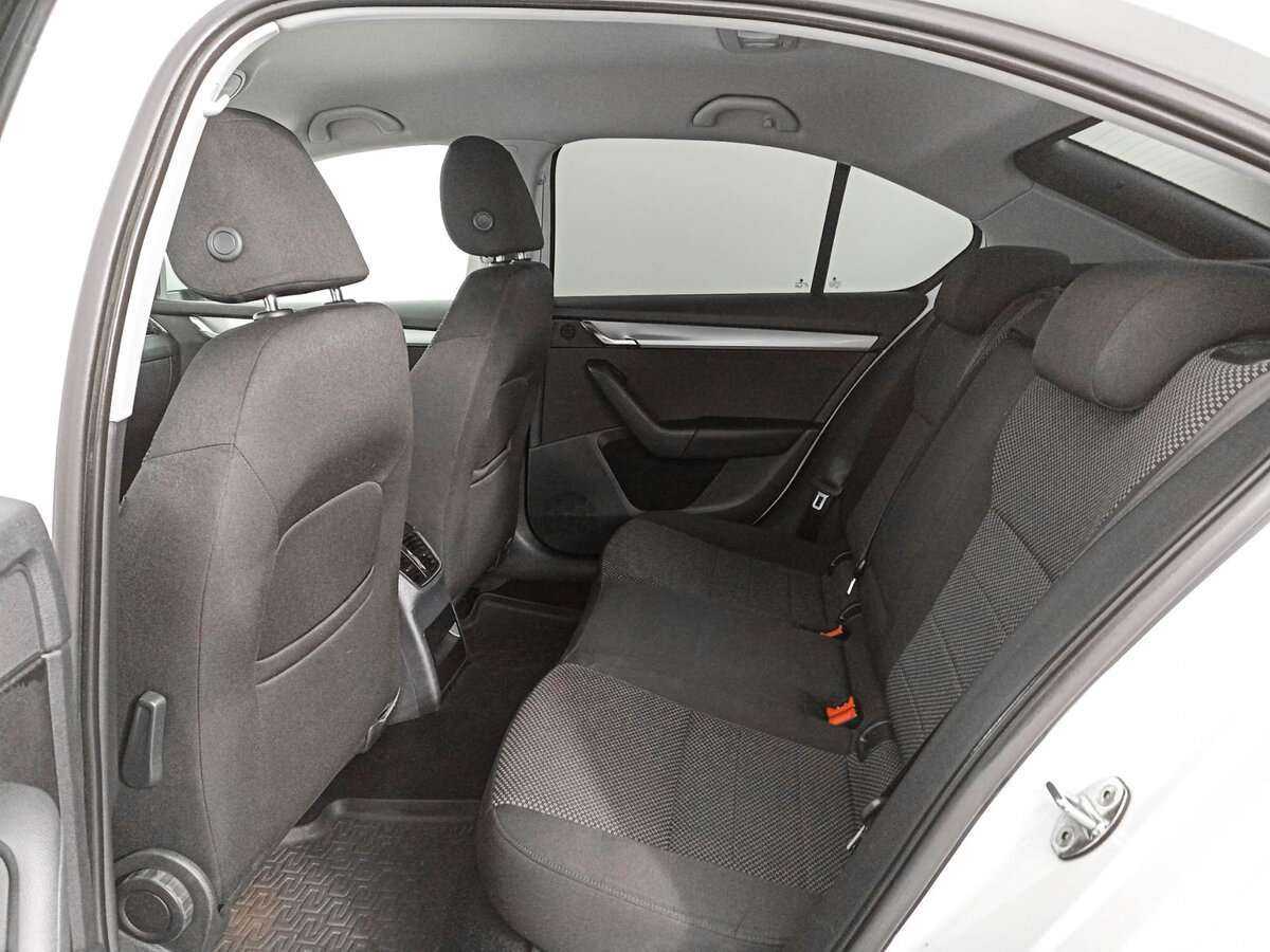 Купить Skoda Octavia, 2014, 203 152 км.. Фото: #9