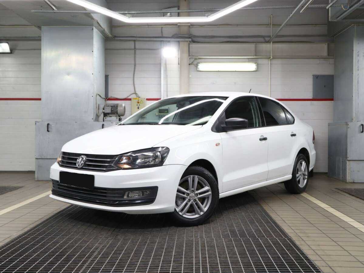 Купить Volkswagen Polo, 2017, 154 000 км.. Посмотреть фото