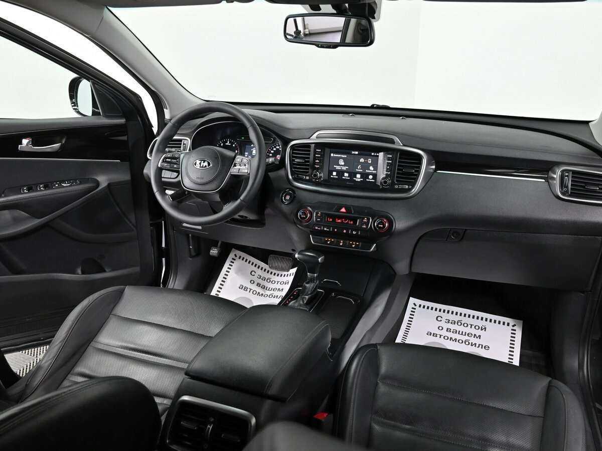 Купить Kia Sorento, 2019, 118 000 км.. Посмотреть фото