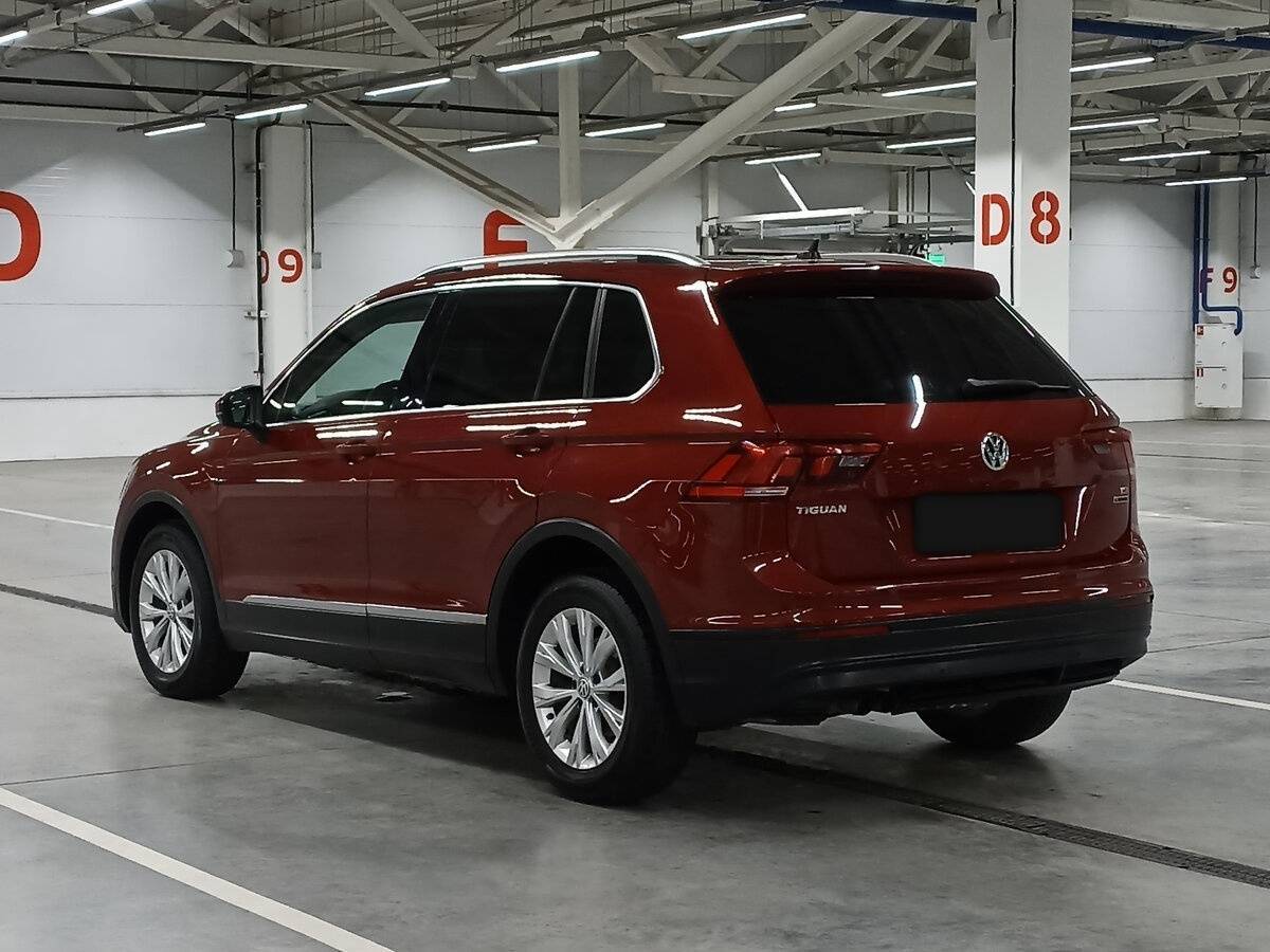 Купить Volkswagen Tiguan, 2018, 182 157 км.. Фото: #6