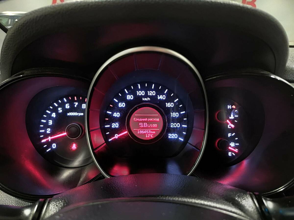 Купить Kia Rio, 2016, 186 452 км.. Фото: #12