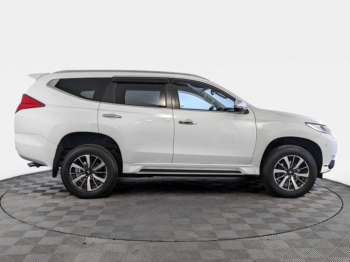 Купить Mitsubishi Pajero Sport, 2017, 187 635 км.. Фото: #3