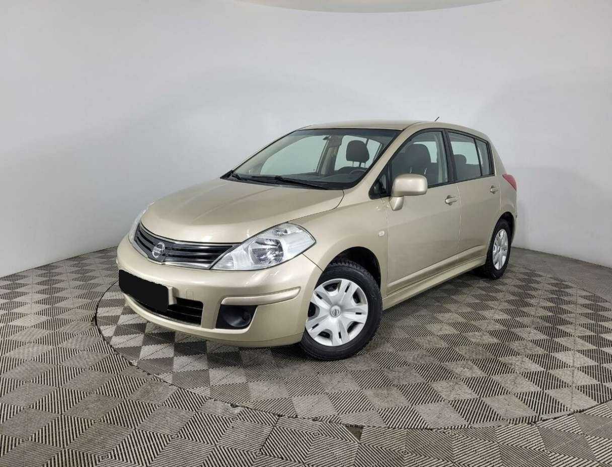 Купить Nissan Tiida, 2013, 77 000 км.. Посмотреть фото