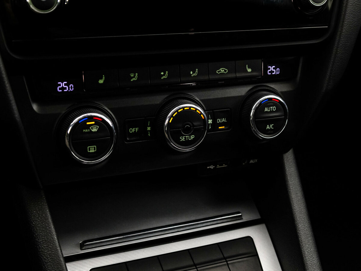 Купить Skoda Octavia, 2013, 230 283 км.. Фото: #10