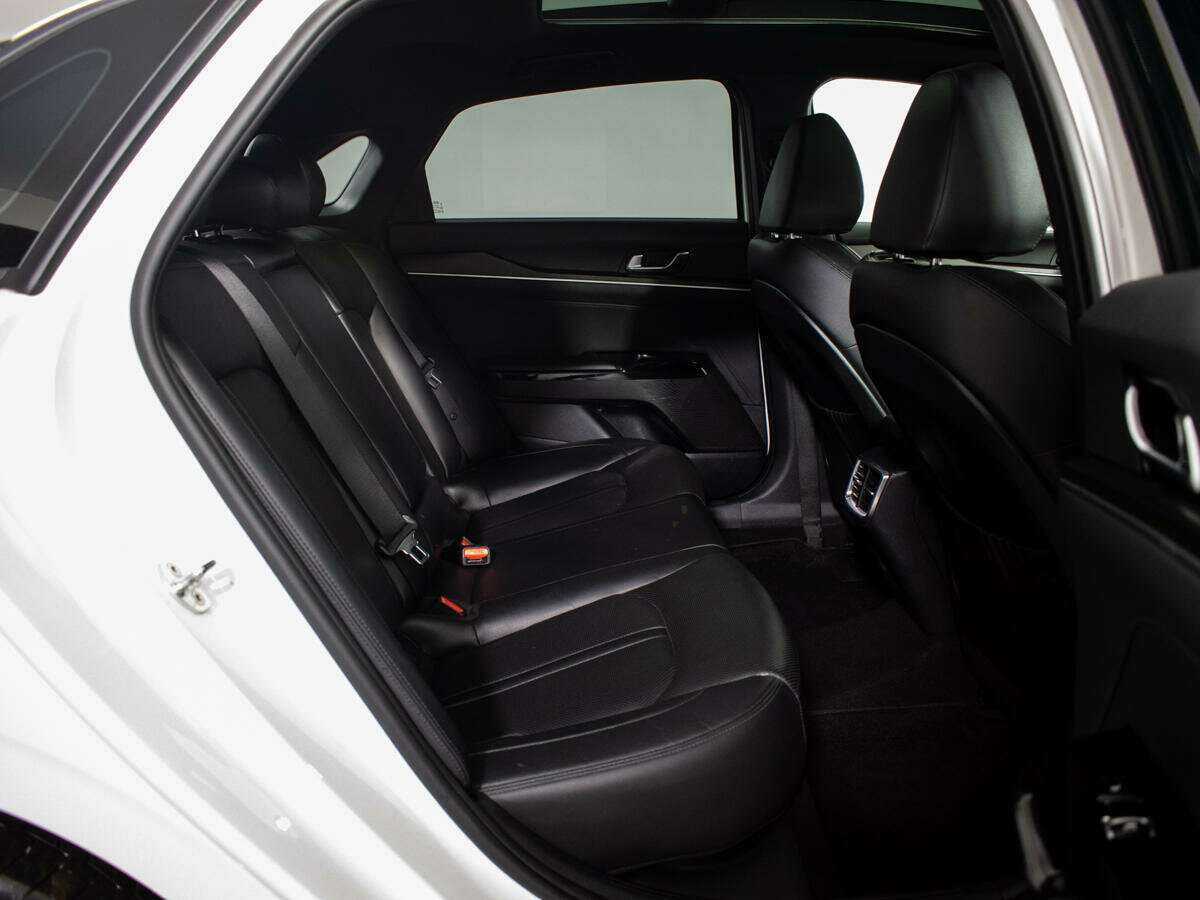 Купить Kia K5, 2021, 98 257 км.. Фото: #7