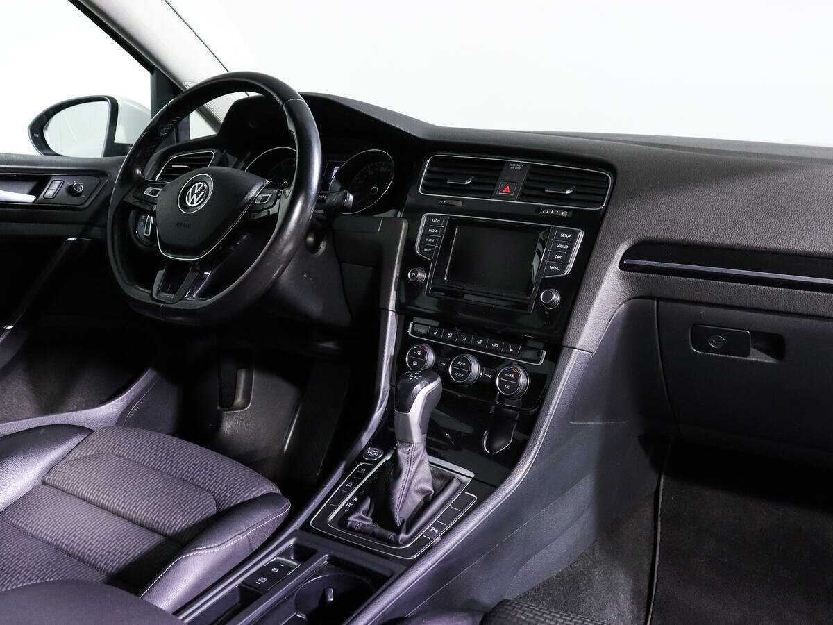 Купить Volkswagen Golf, 2013, 229 673 км.. Фото: #6