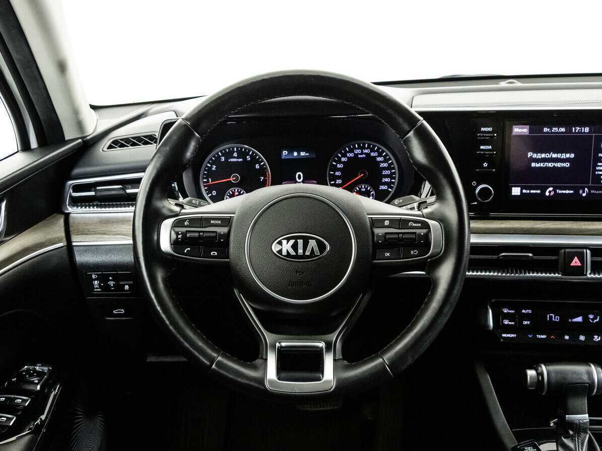 Купить Kia K5, 2020, 58 443 км.. Фото: #9