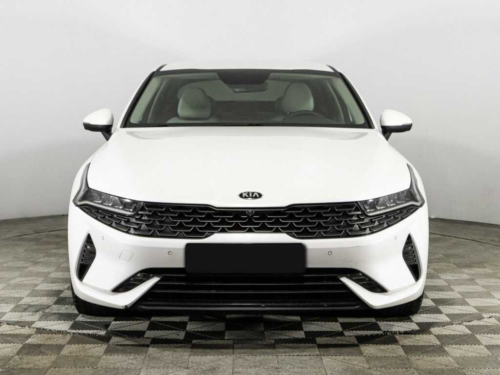 Купить Kia K5, 2021, 106 021 км.. Фото: #1