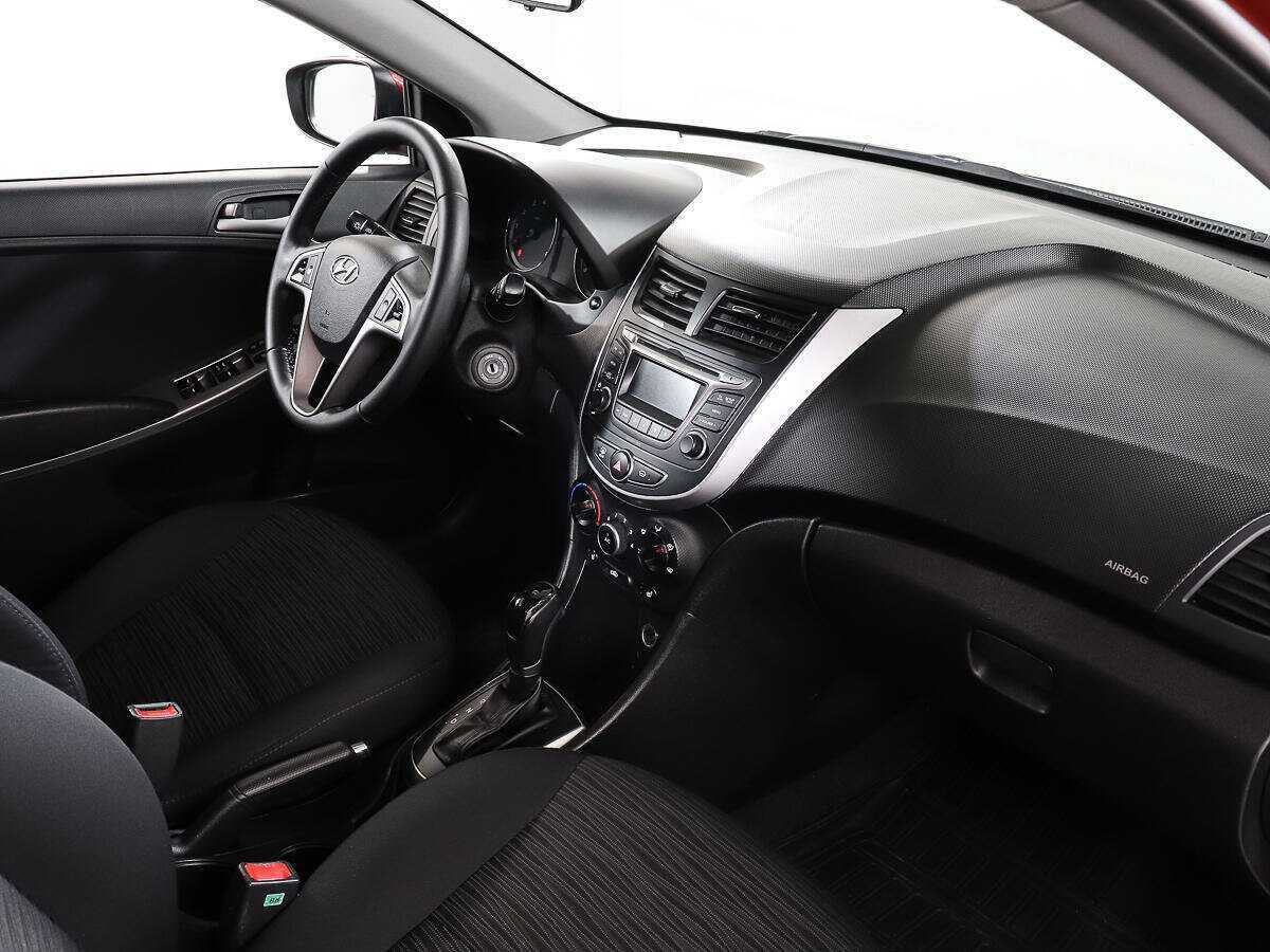 Купить Hyundai Solaris, 2014, 121 327 км.. Фото: #8