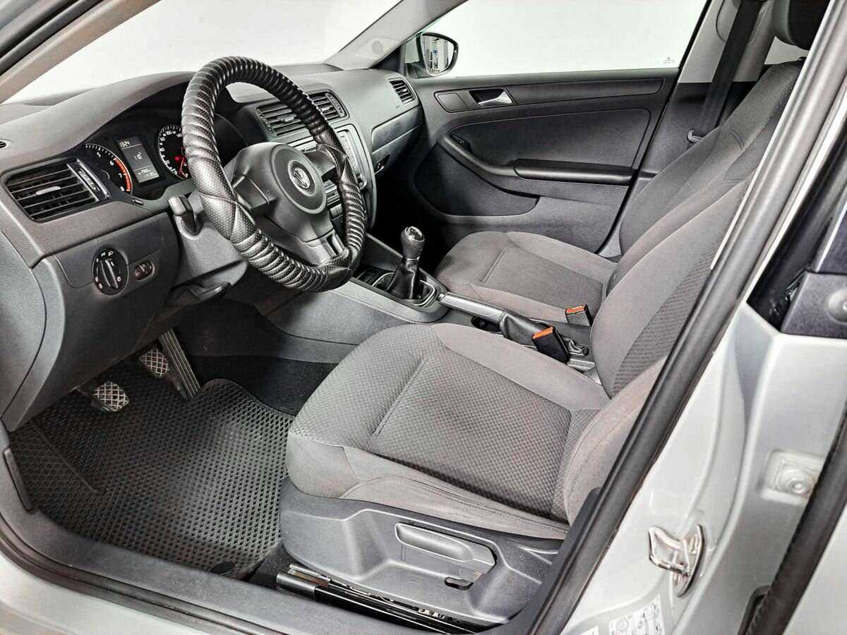 Купить Volkswagen Jetta, 2014, 114 188 км.. Фото: #15