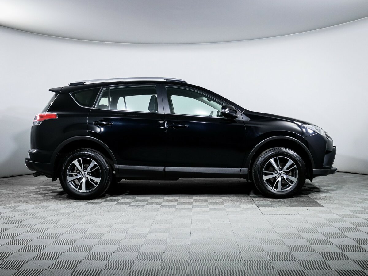 Купить Toyota RAV4, 2018, 88 353 км.. Фото: #3