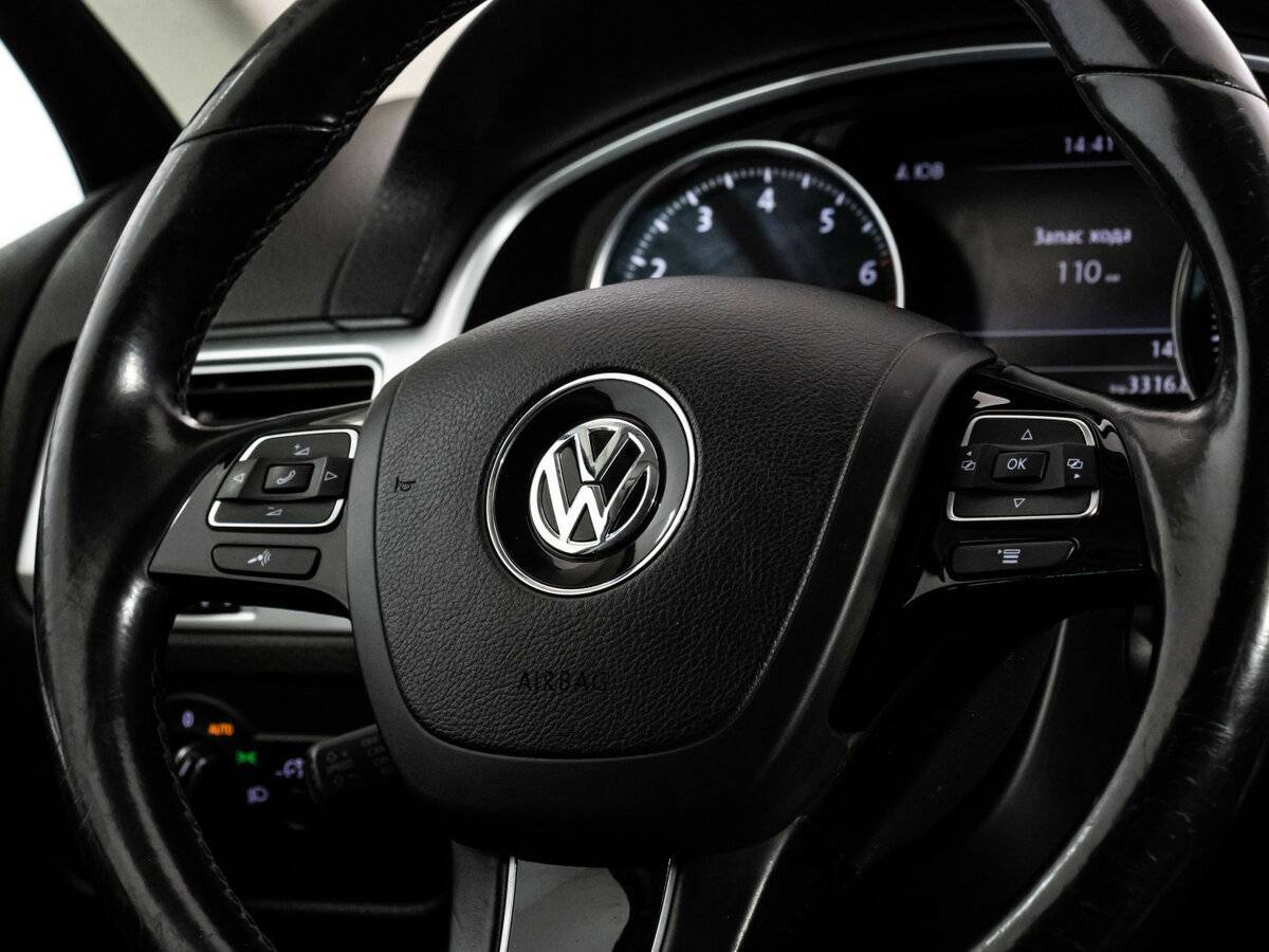 Купить Volkswagen Touareg, 2015, 224 931 км.. Фото: #11