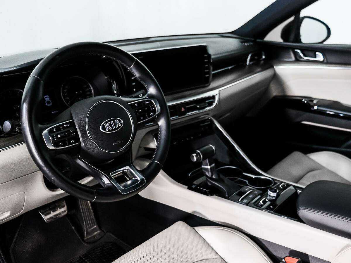 Купить Kia K5, 2020, 66 024 км.. Фото: #8