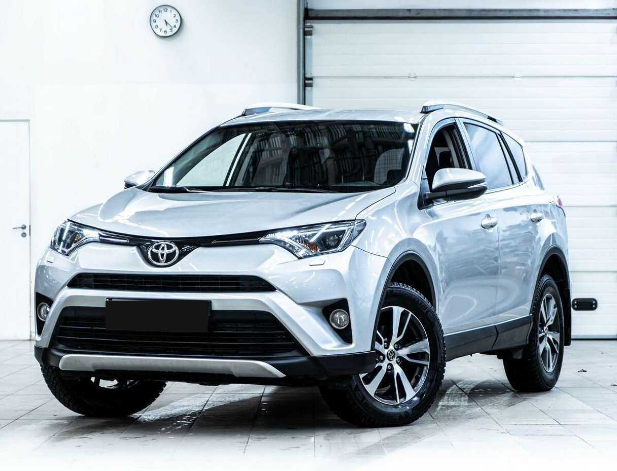 Купить Toyota RAV4, 2016, 45 000 км.. Посмотреть фото