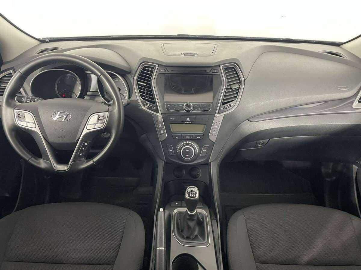 Купить Hyundai Santa Fe, 2015, 104 228 км.. Фото: #6
