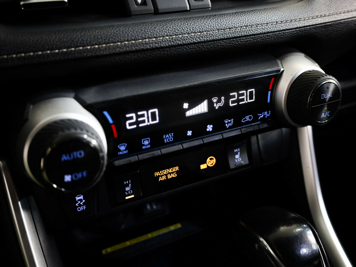 Купить Toyota RAV4, 2019, 191 803 км.. Фото: #14