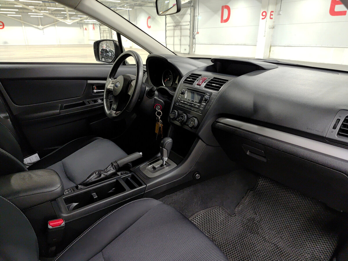 Купить Subaru XV, 2014, 80 619 км.. Фото: #9