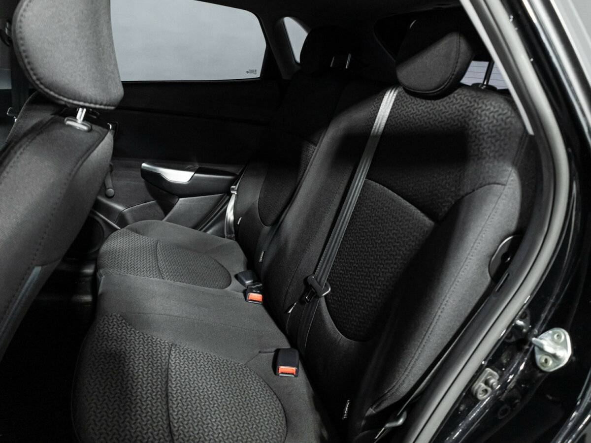 Купить Kia Rio, 2015, 120 952 км.. Фото: #9