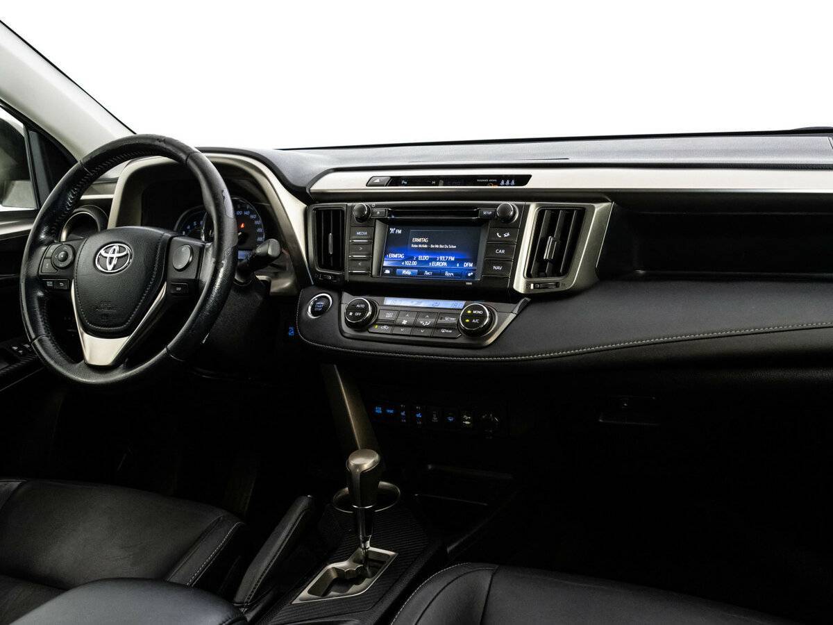 Купить Toyota RAV4, 2015, 165 877 км.. Фото: #8