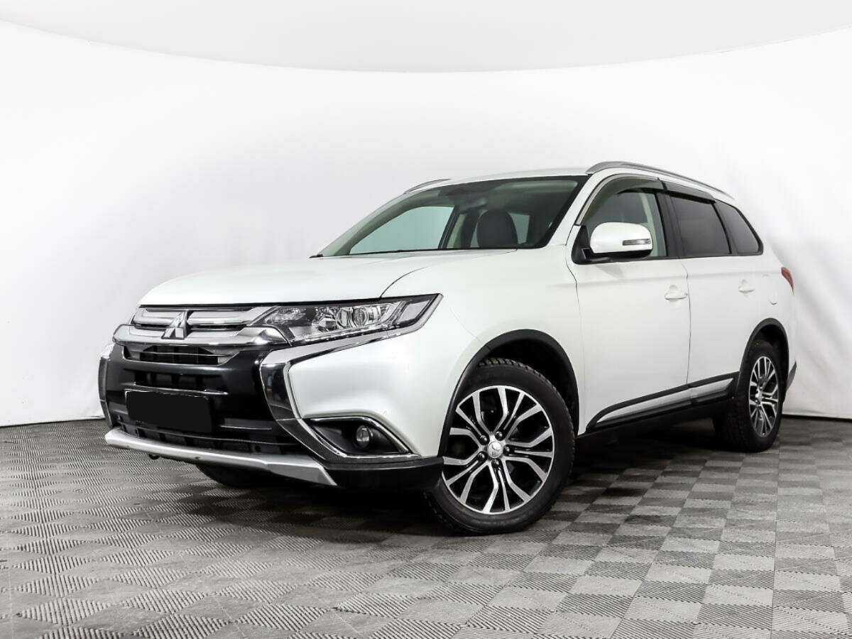 Купить Mitsubishi Outlander, 2016, 117 437 км.. Посмотреть фото