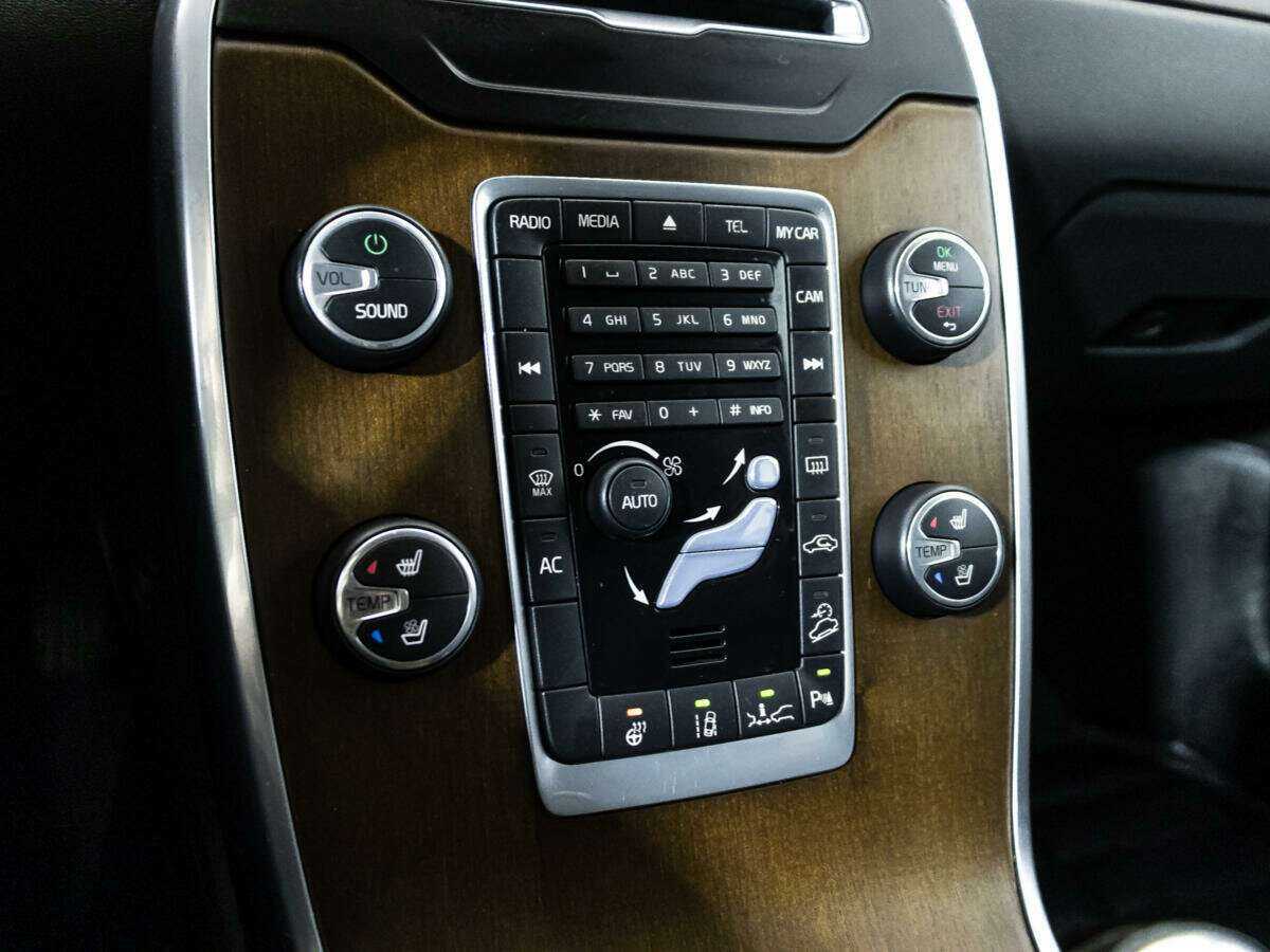 Купить Volvo XC70, 2013, 328 373 км.. Фото: #19