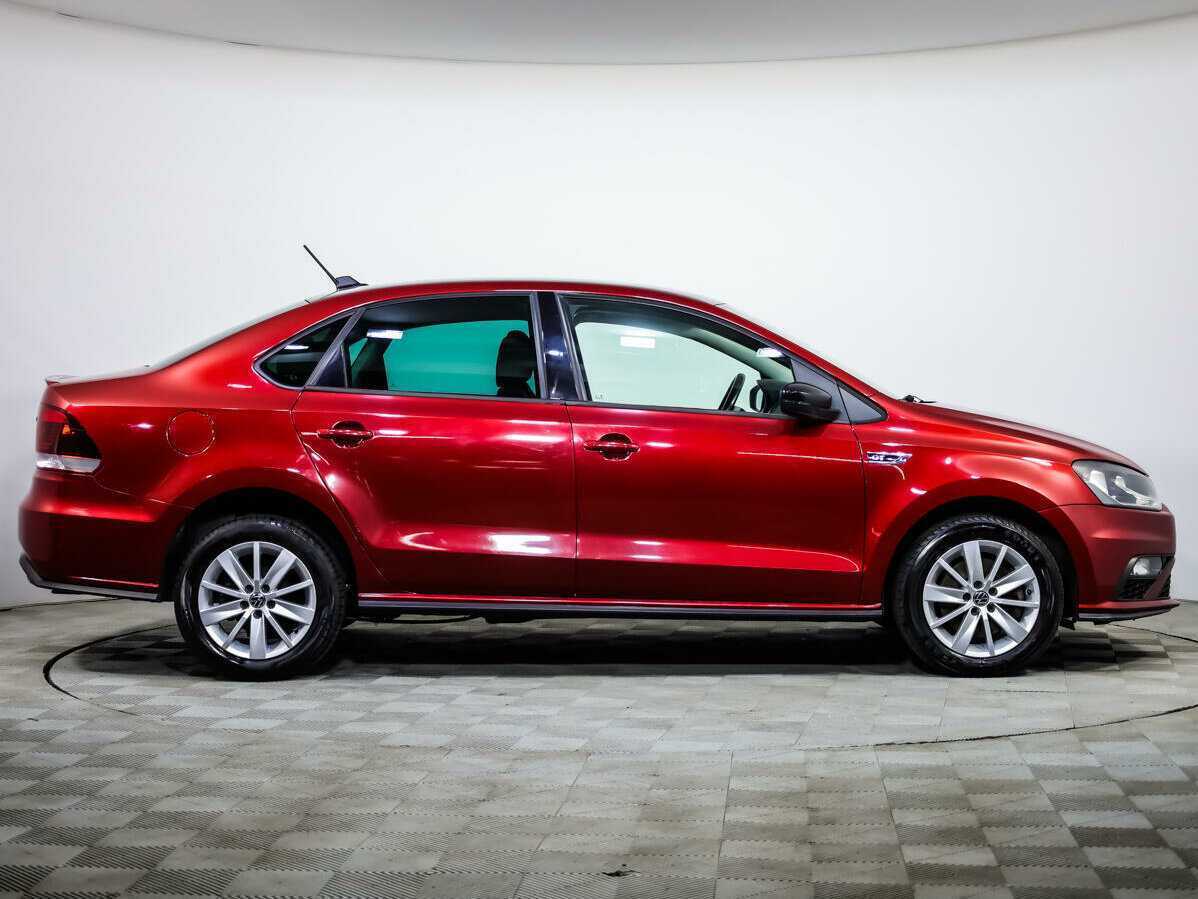 Купить Volkswagen Polo, 2017, 113 989 км.. Фото: #2