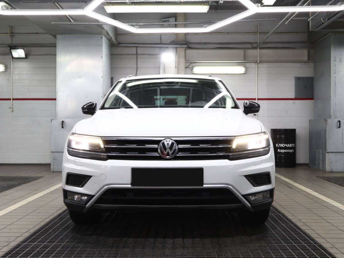 Купить Volkswagen Tiguan, 2019, 81 000 км.. Фото: #2