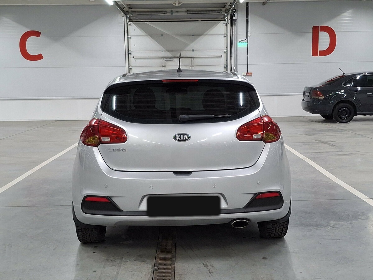 Купить Kia Ceed, 2013, 192 707 км.. Фото: #5