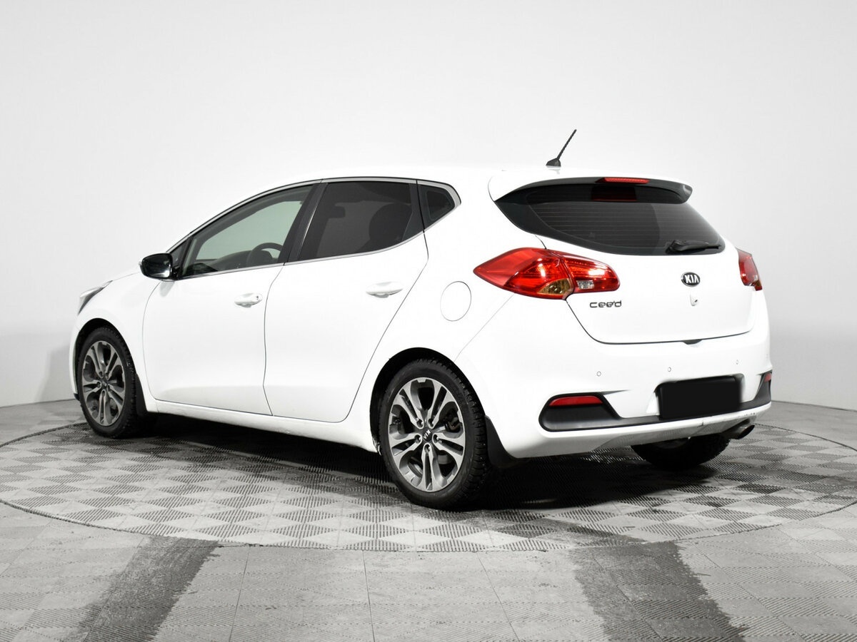 Купить Kia Ceed, 2013, 178 765 км.. Фото: #6