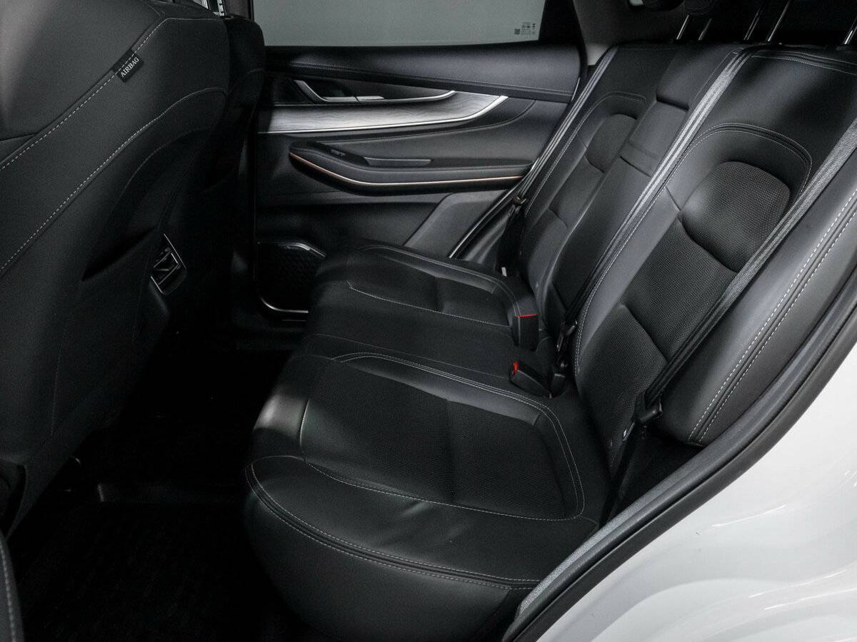 Купить EXEED LX, 2023, 45 934 км.. Фото: #9