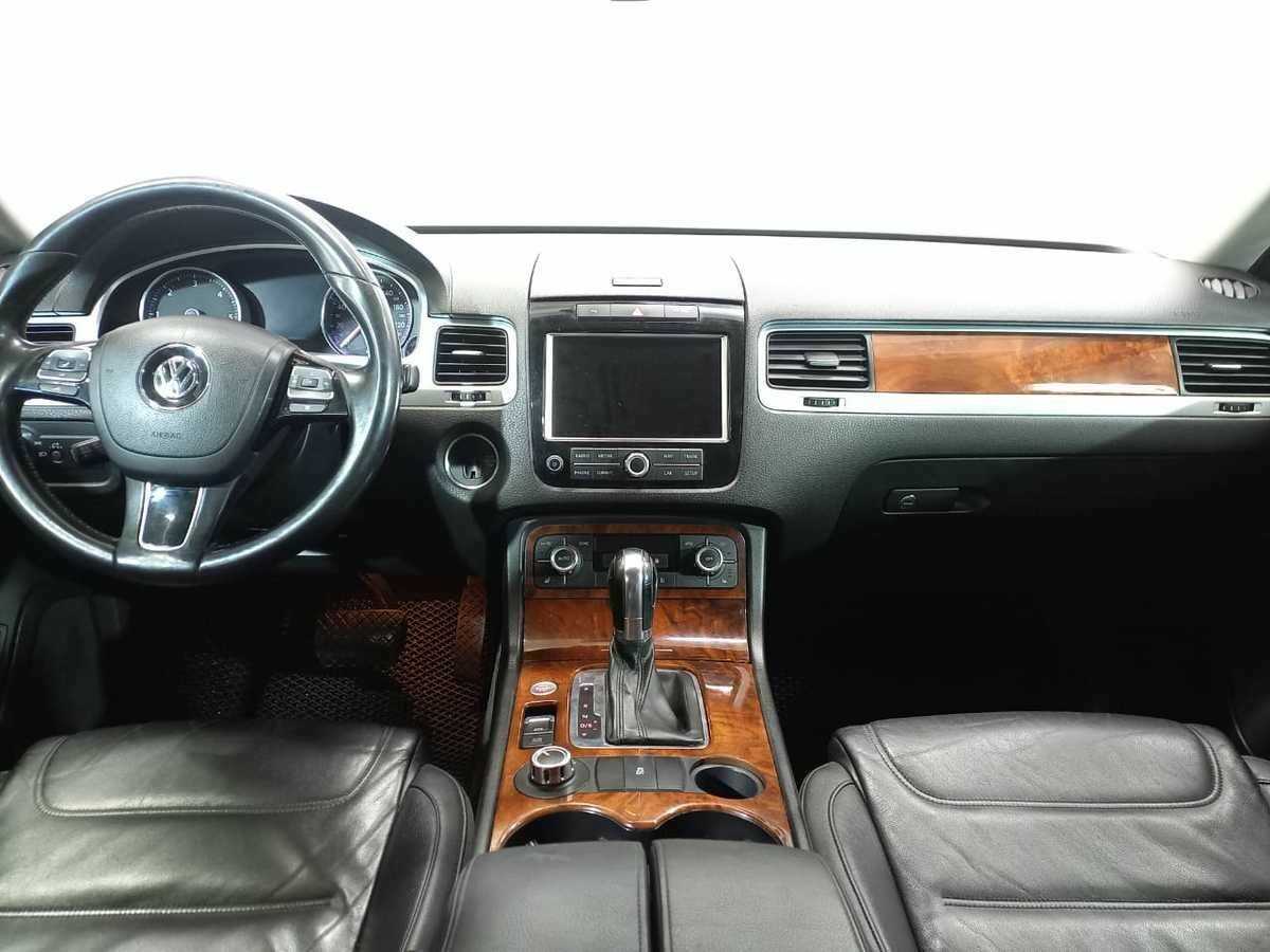 Купить Volkswagen Touareg, 2013, 181 119 км.. Фото: #8