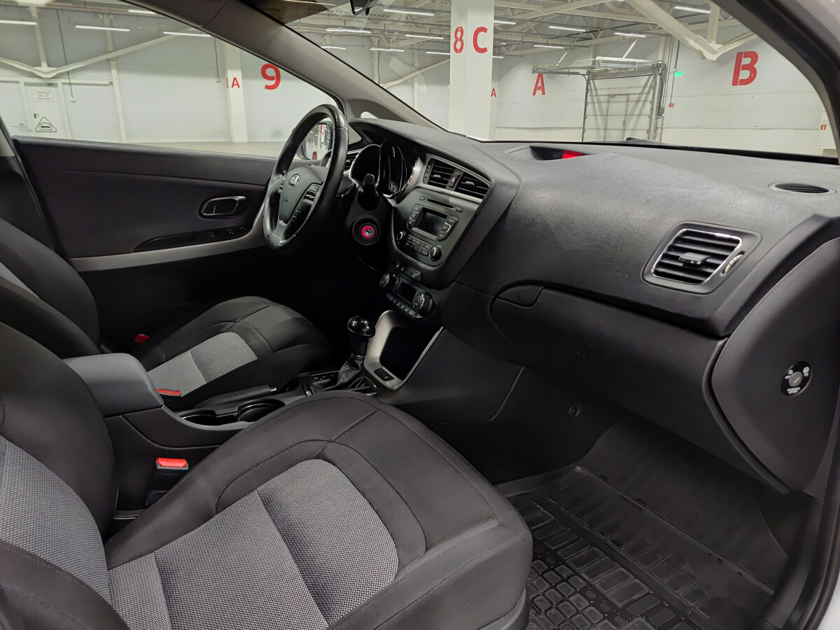 Купить Kia Ceed, 2018, 82 521 км.. Фото: #10